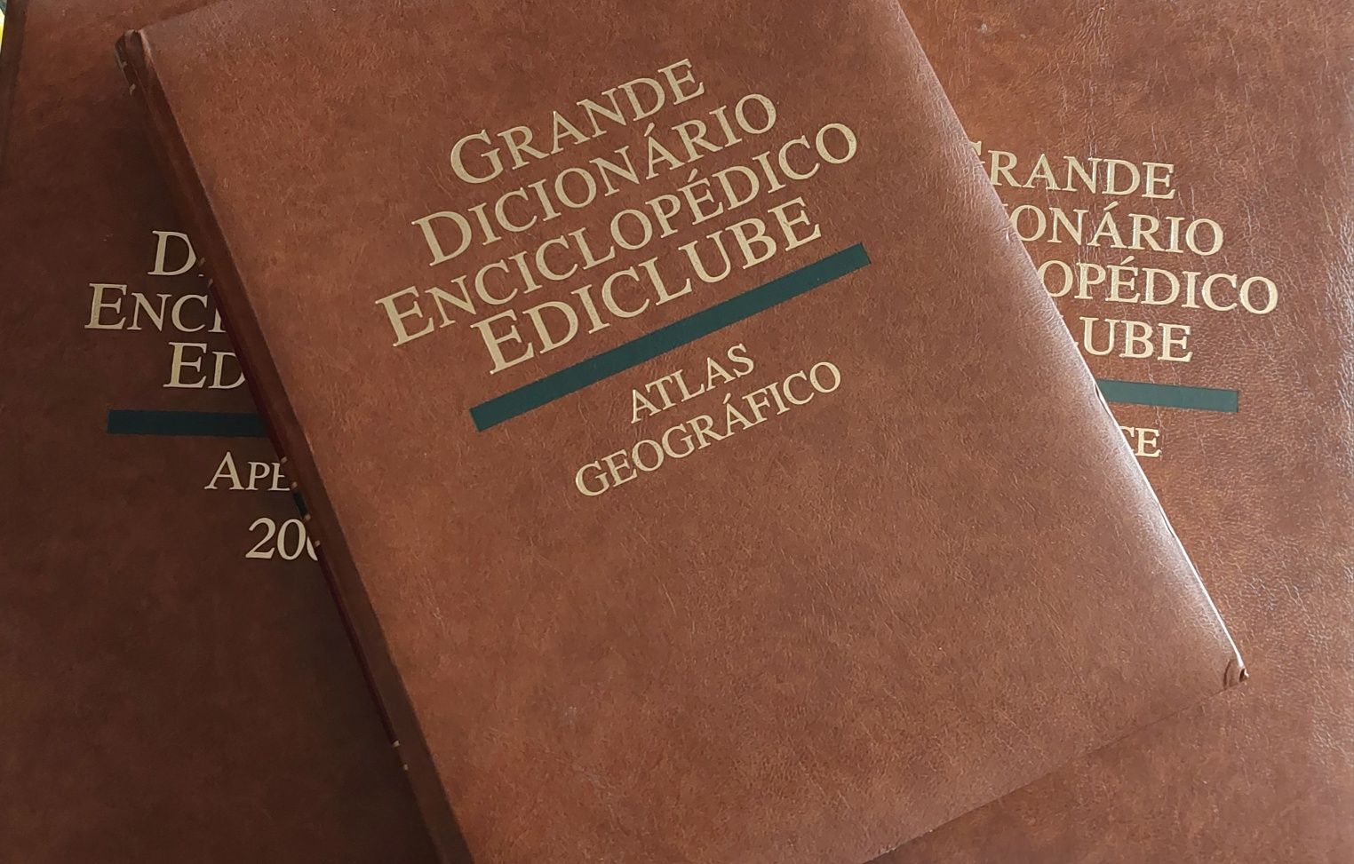 Grande Dicionário Enciclopédico