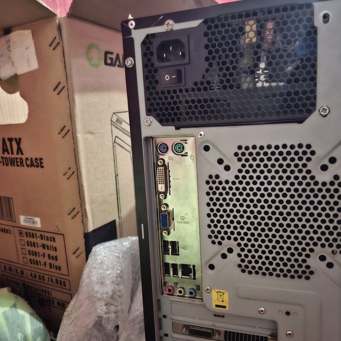 Комп'ютер для середніх ігор