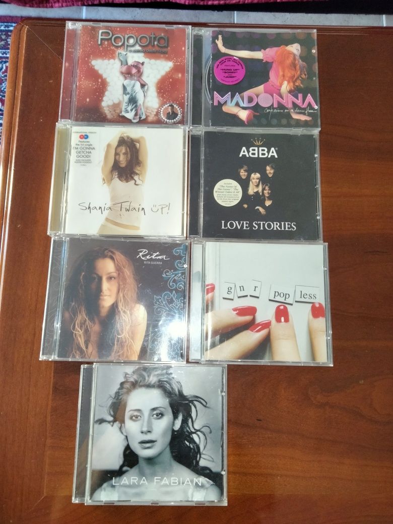 Vendo CDS Antigos