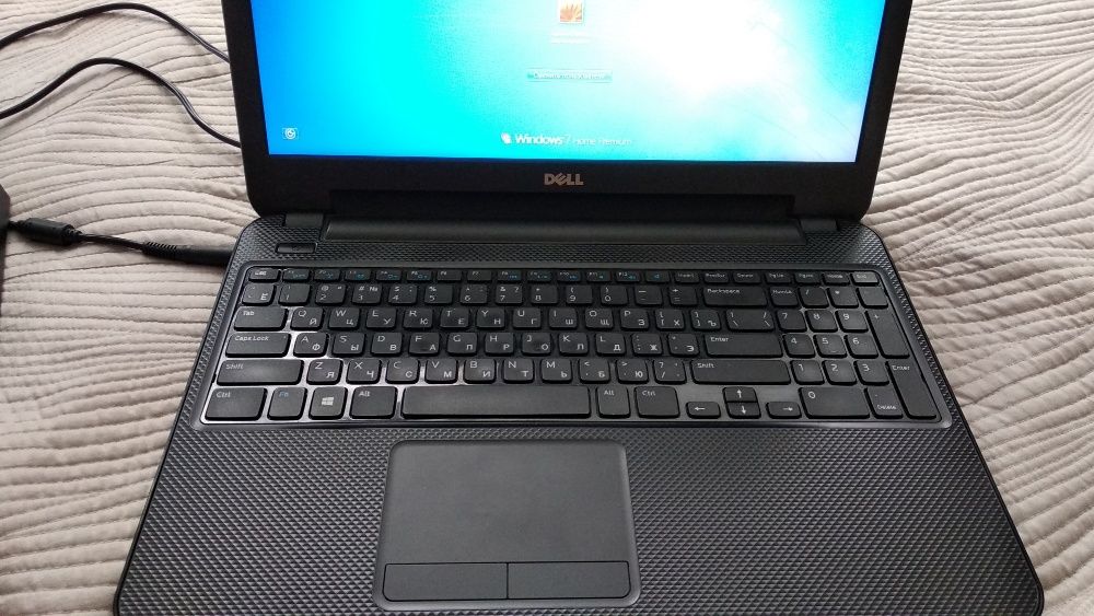 Ноутбук Dell Inspiron 3521