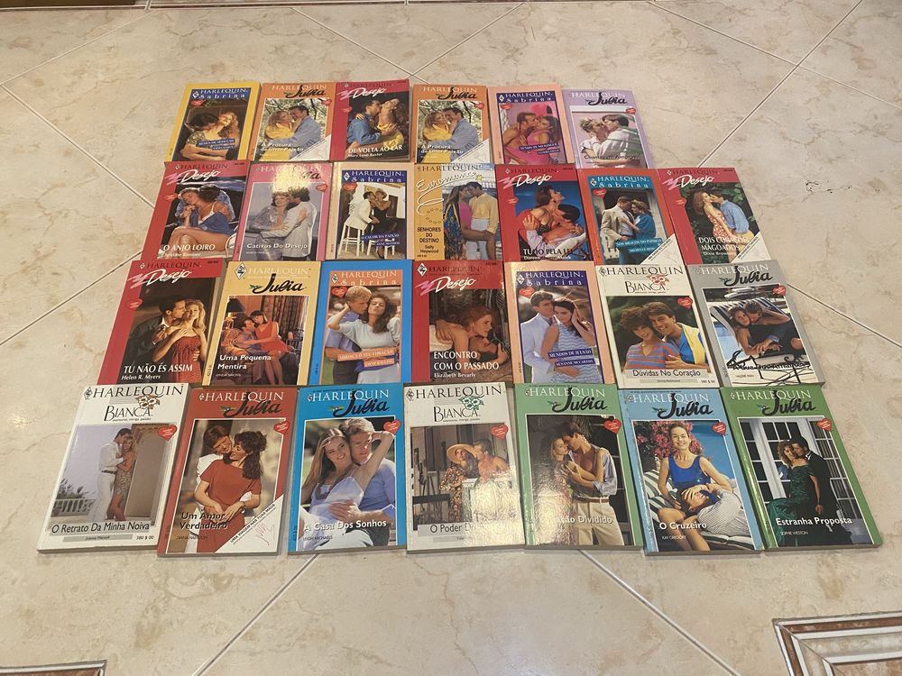 Coleção de livros de bolso de ROMANCE da Editora HARLEQUIN