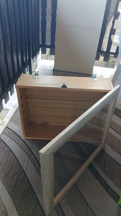 Przeszklona gablota dąb sonoma