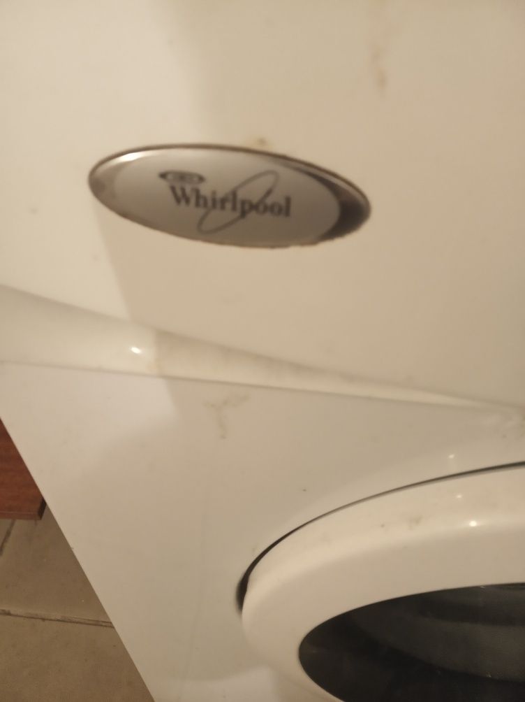 Automat Whirlpool.