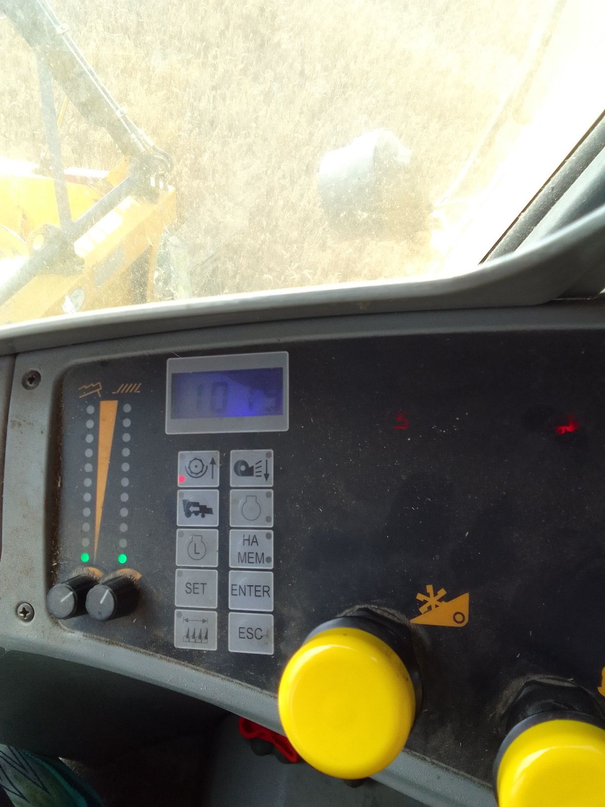 Kombajn New Holand TC 5050