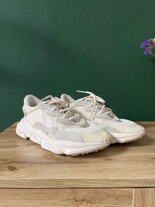 Кросівки Adidas ozweego