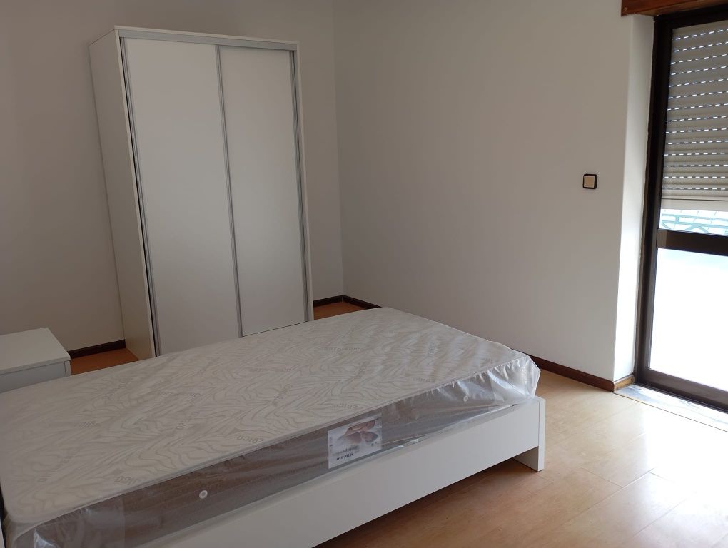 Arrendo Quarto Mobilado