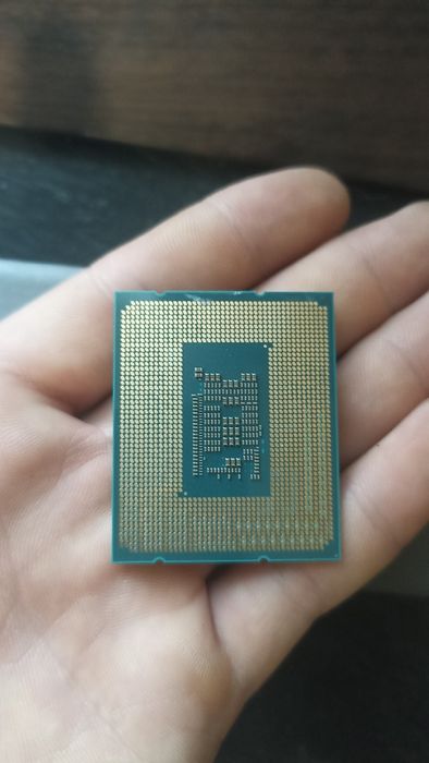 Процесор Intel Core i3-12100F (LGA1700) • BOX •