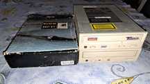 Zestaw kontroler karta SCSI PCI Tekram DC-390 ORYGINAŁ + napędy CD