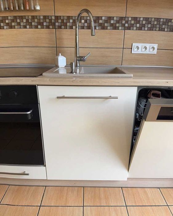 Zestaw mebli kuchennych ze zlewem, baterią i zmywarką 45cm