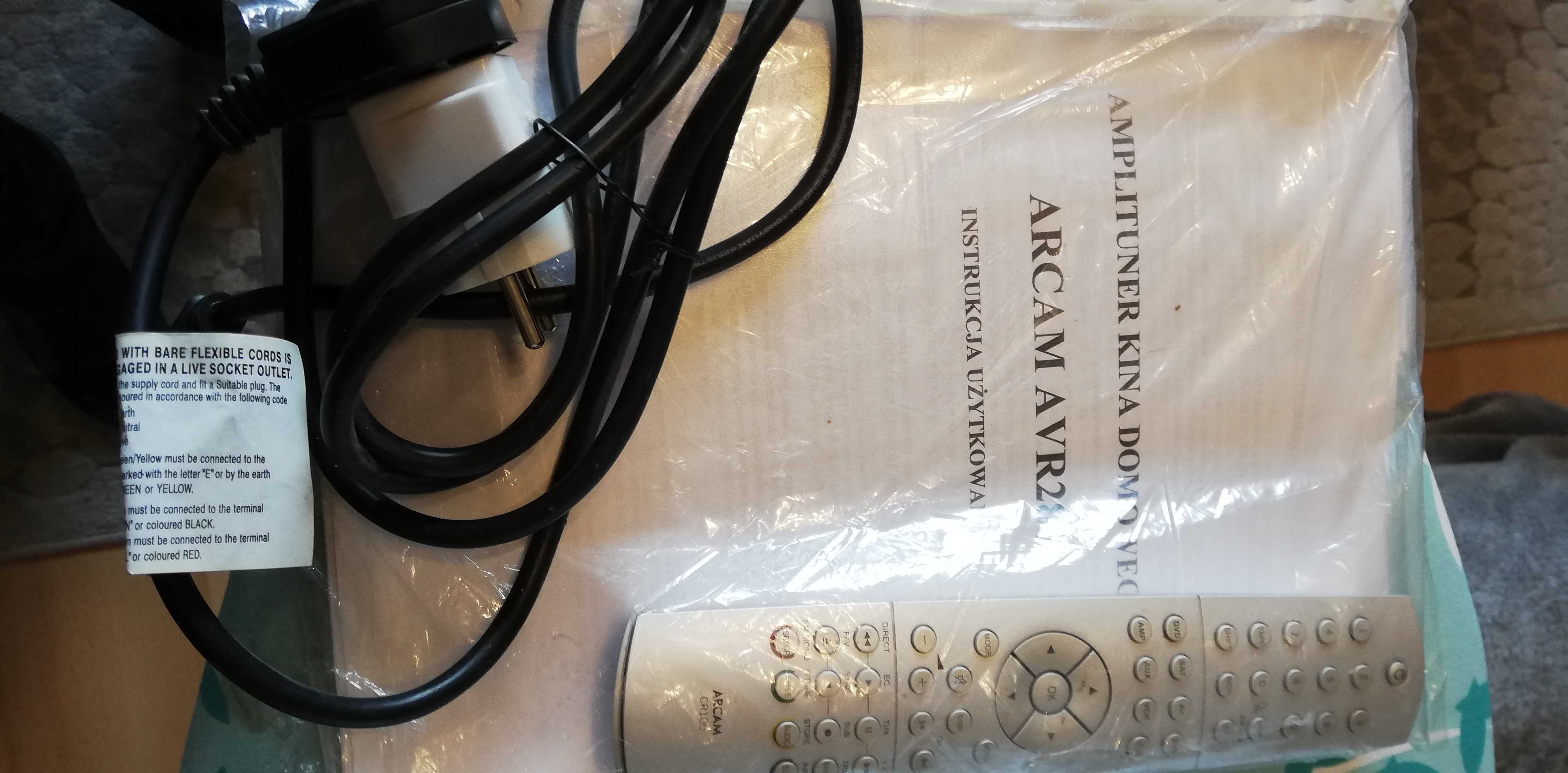 Amplituner Arcam AVR280