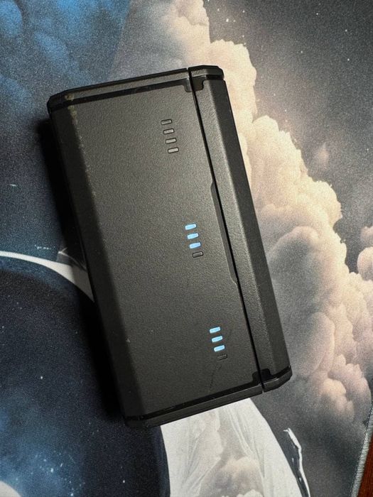 Sony ZV-1 + штатив-держатель GP-VPT2BT + аксессуары