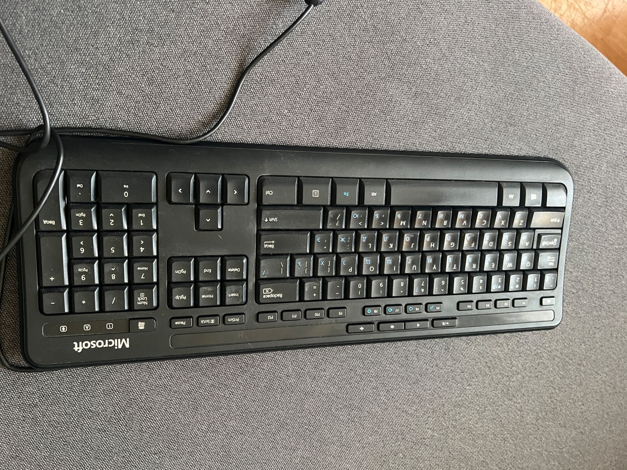 Клавіатура Microsoft Wired Keyboard 600 (дротова)
