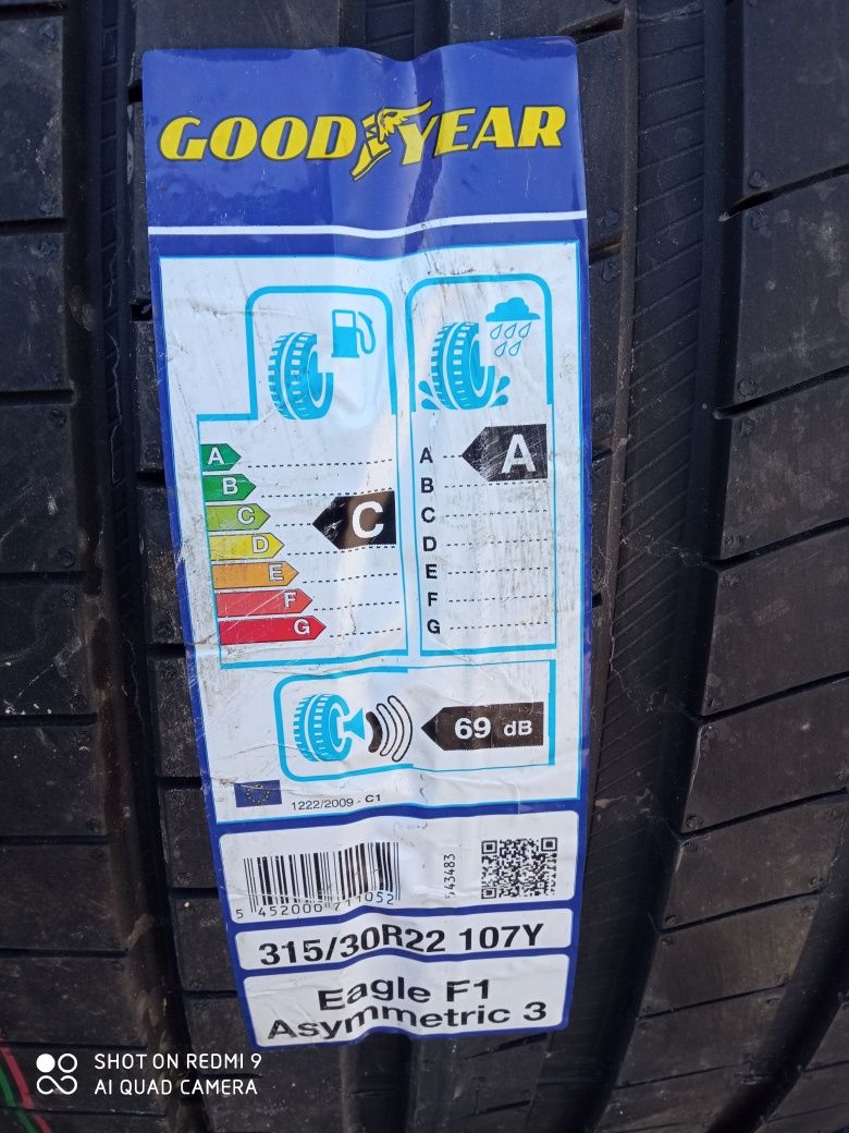 315/30R22 Goodyear Eagle F2 Asymetric 4 sz