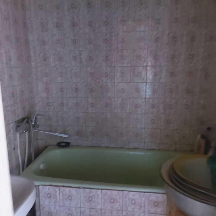 Продам 3х комн квартиоу на 4 микр