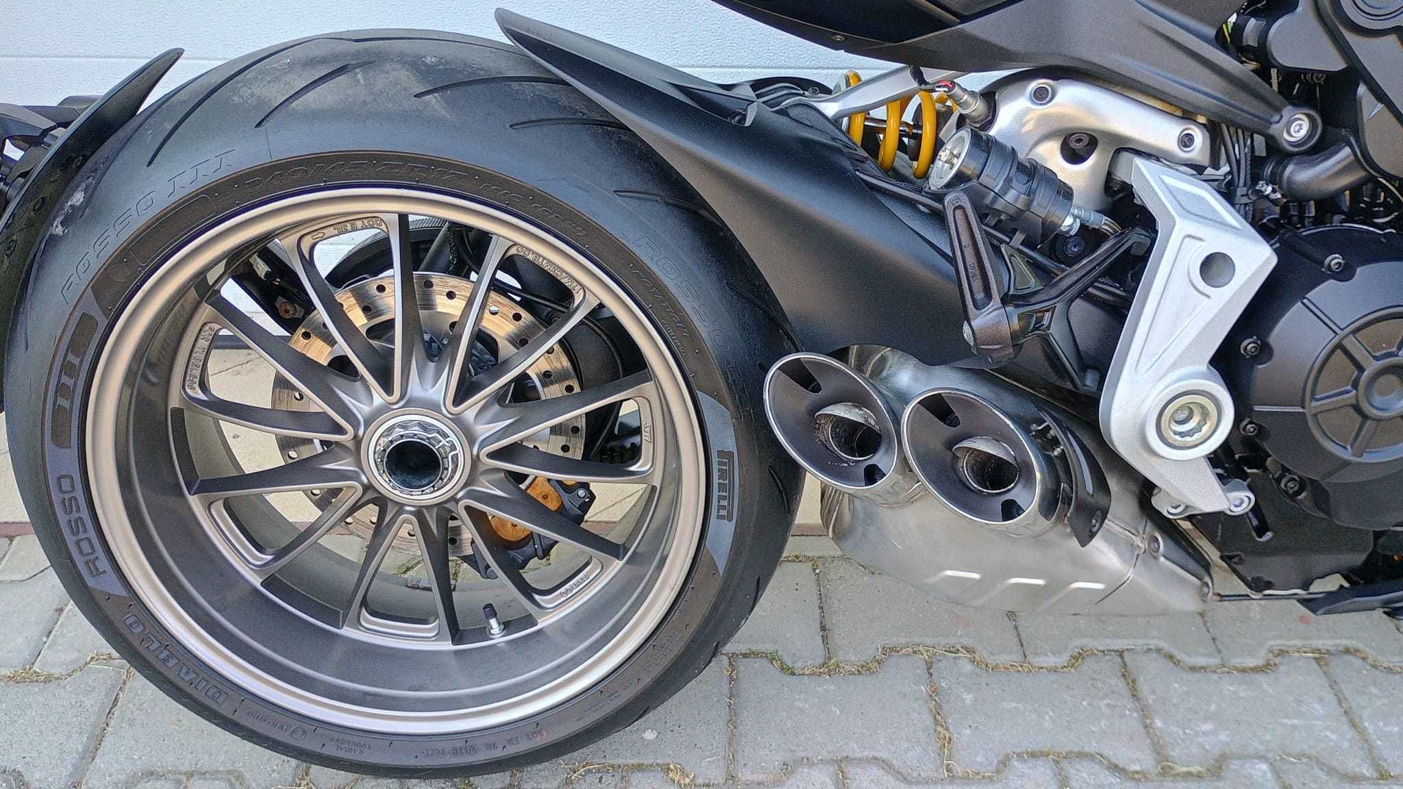 DUCATI DIAVEL XDIAVEL r.2017 x diavel mt01 v-max