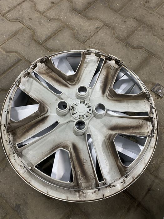 Структурні Колпаки R16 Renault Рено Оригінал стан нових