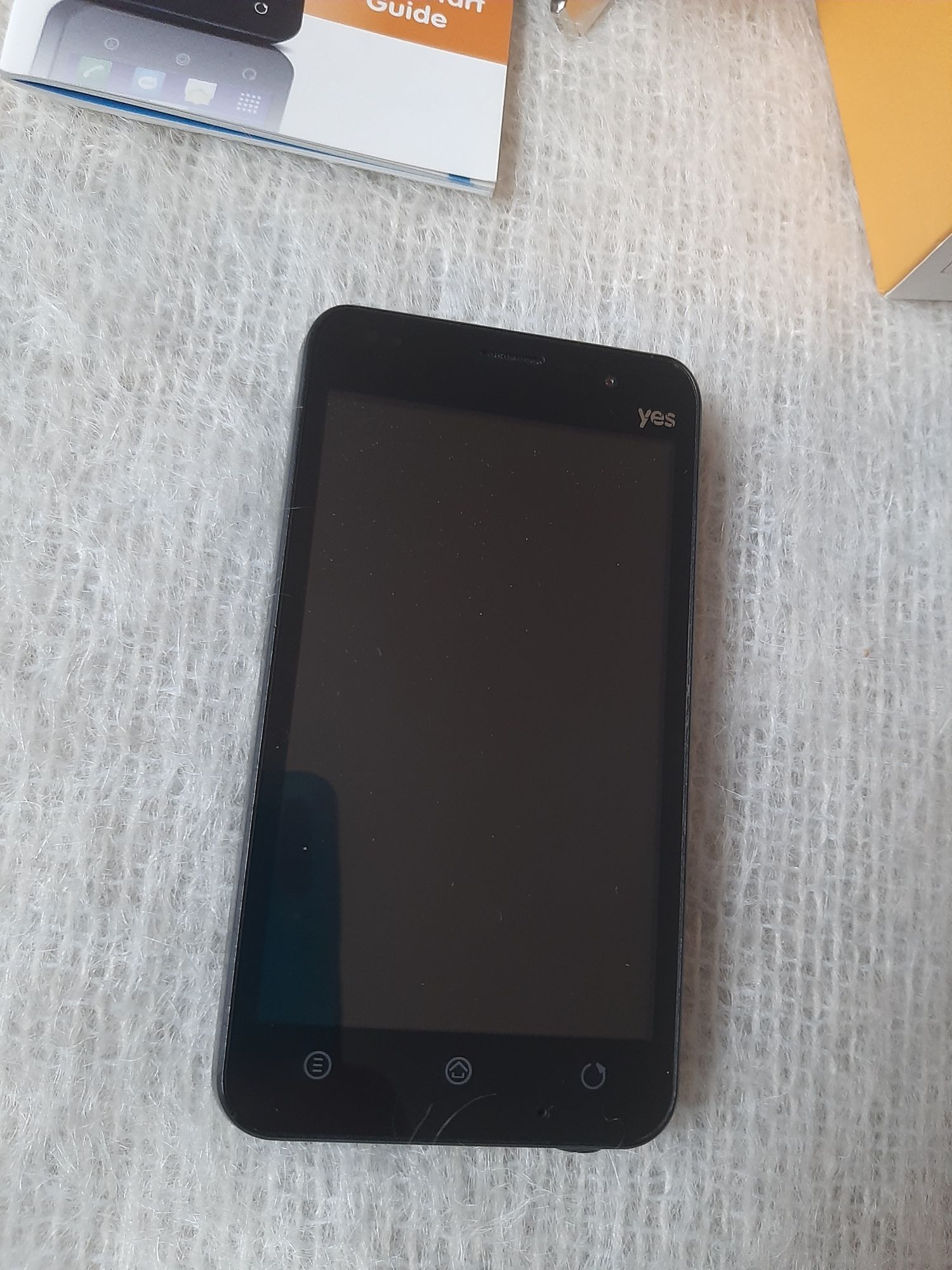 Smartfon Yes eclipse 4 G, sprawny, jedynie bateria uszkodzona