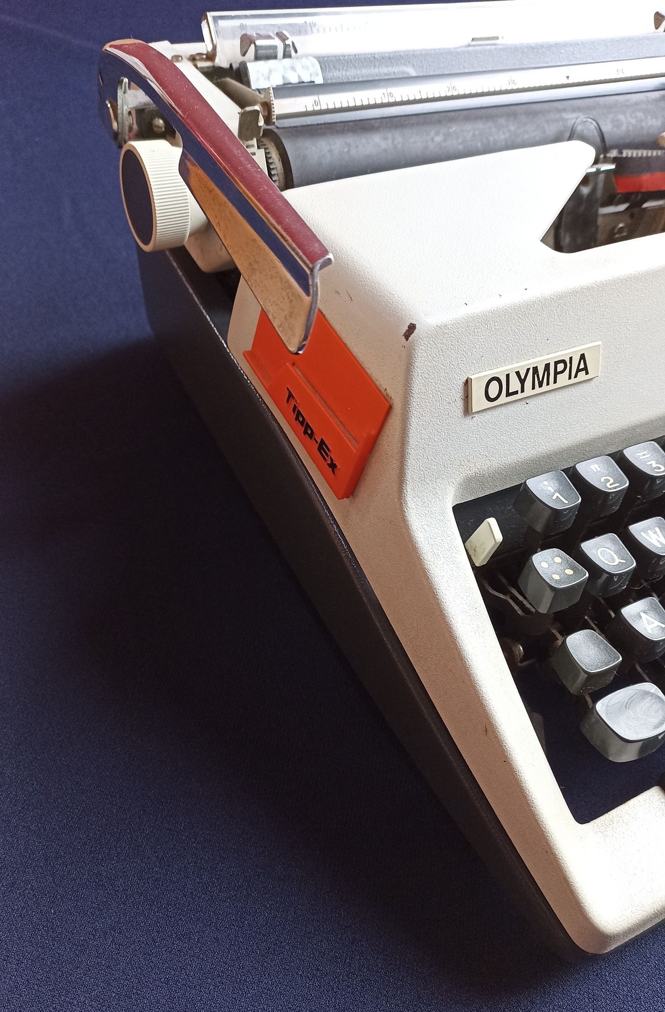 Máquina de escrever (Olympia)