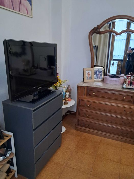 Alugo quarto Bairro Alto