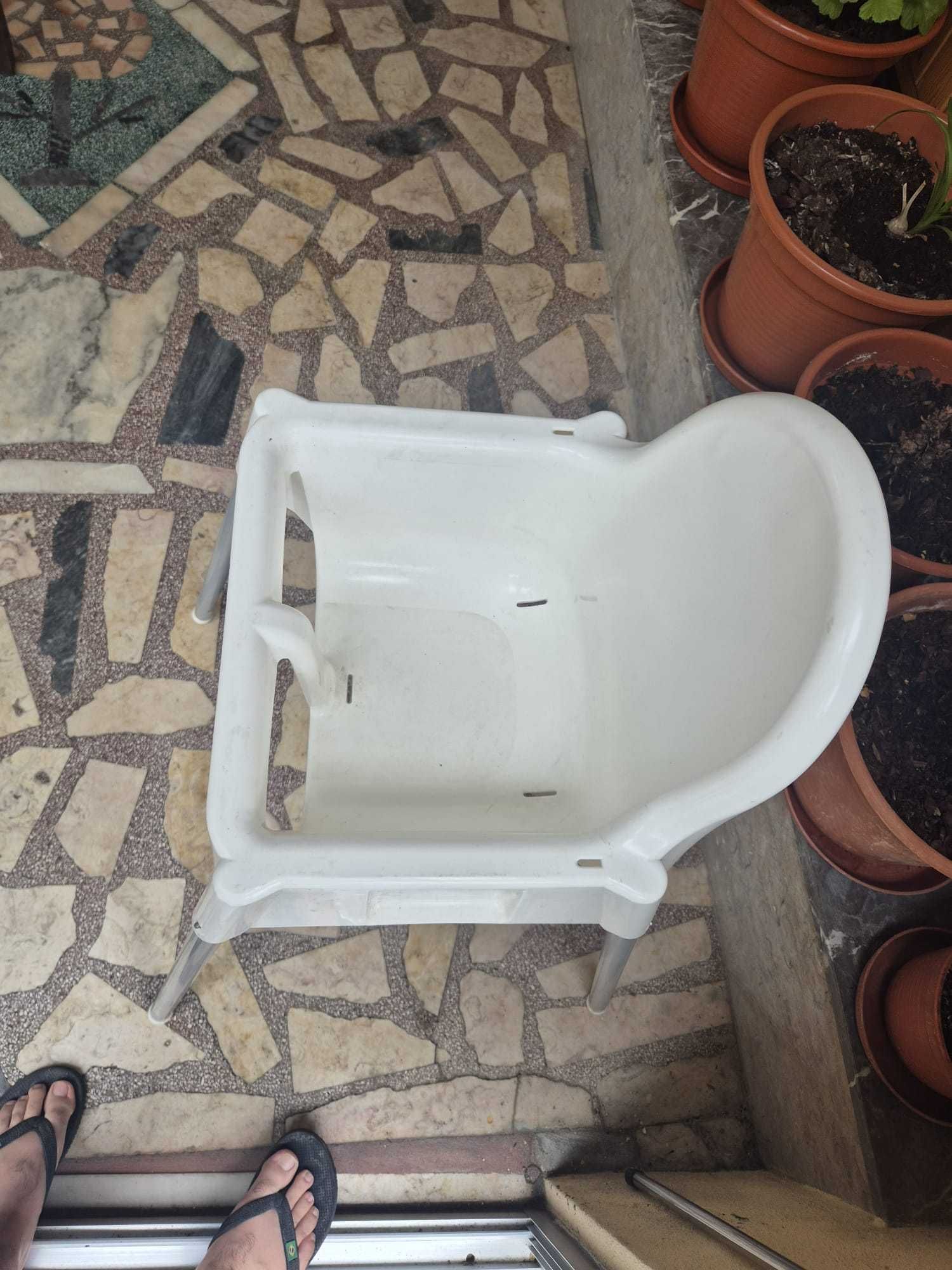 Cadeira bebé em bom estado