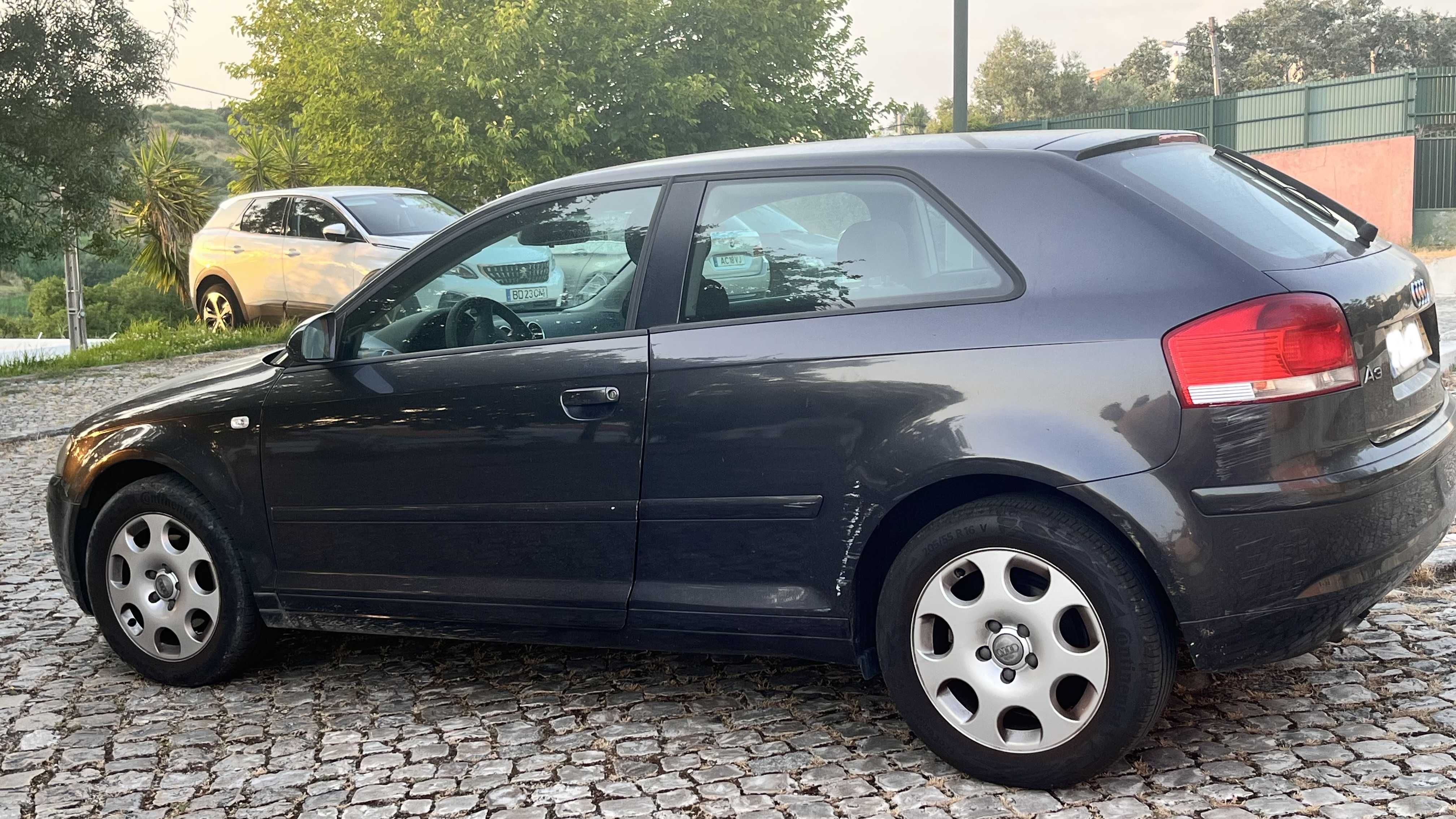 Audi A3 2.0 TDI de 2003 cinzento lava