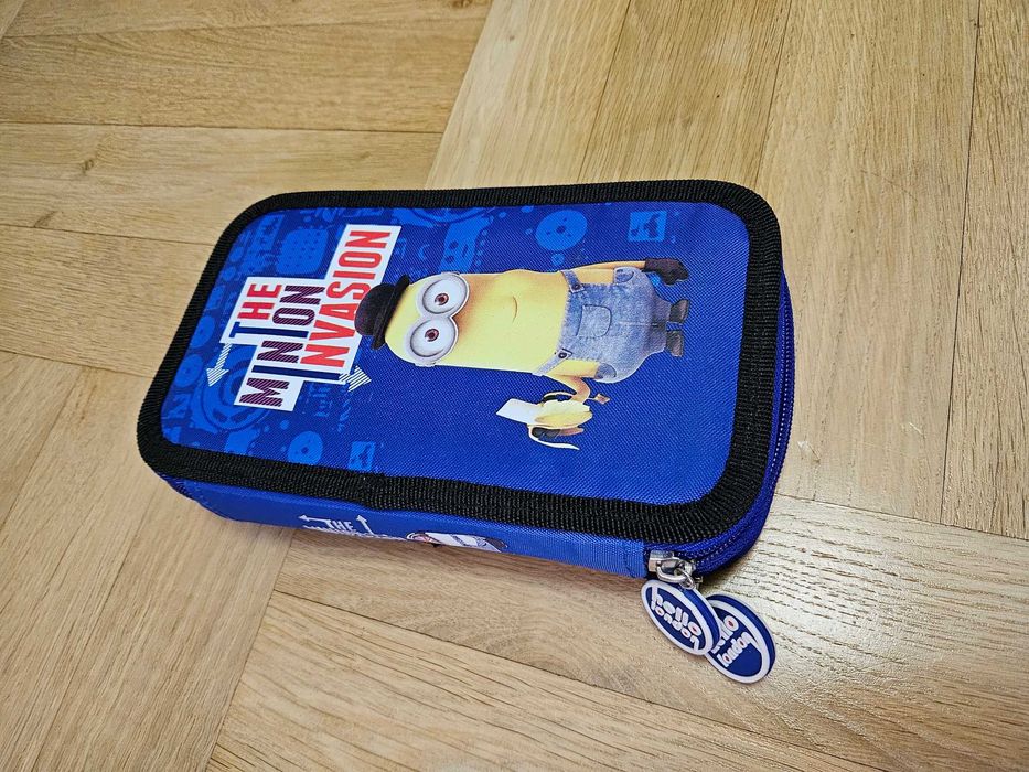 Nowy piórnik Minionki z zestawem kredek