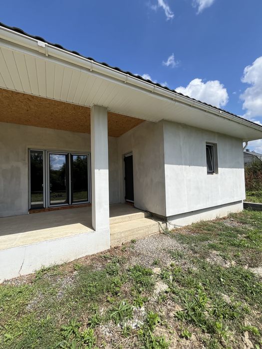 Продач чудового будинку!