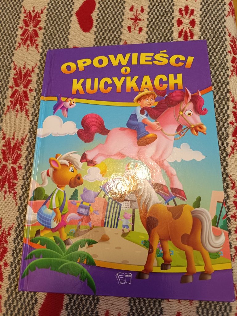 Książka "Opowieści o kucykach"
