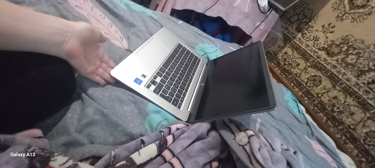 HP chromebook model 14a