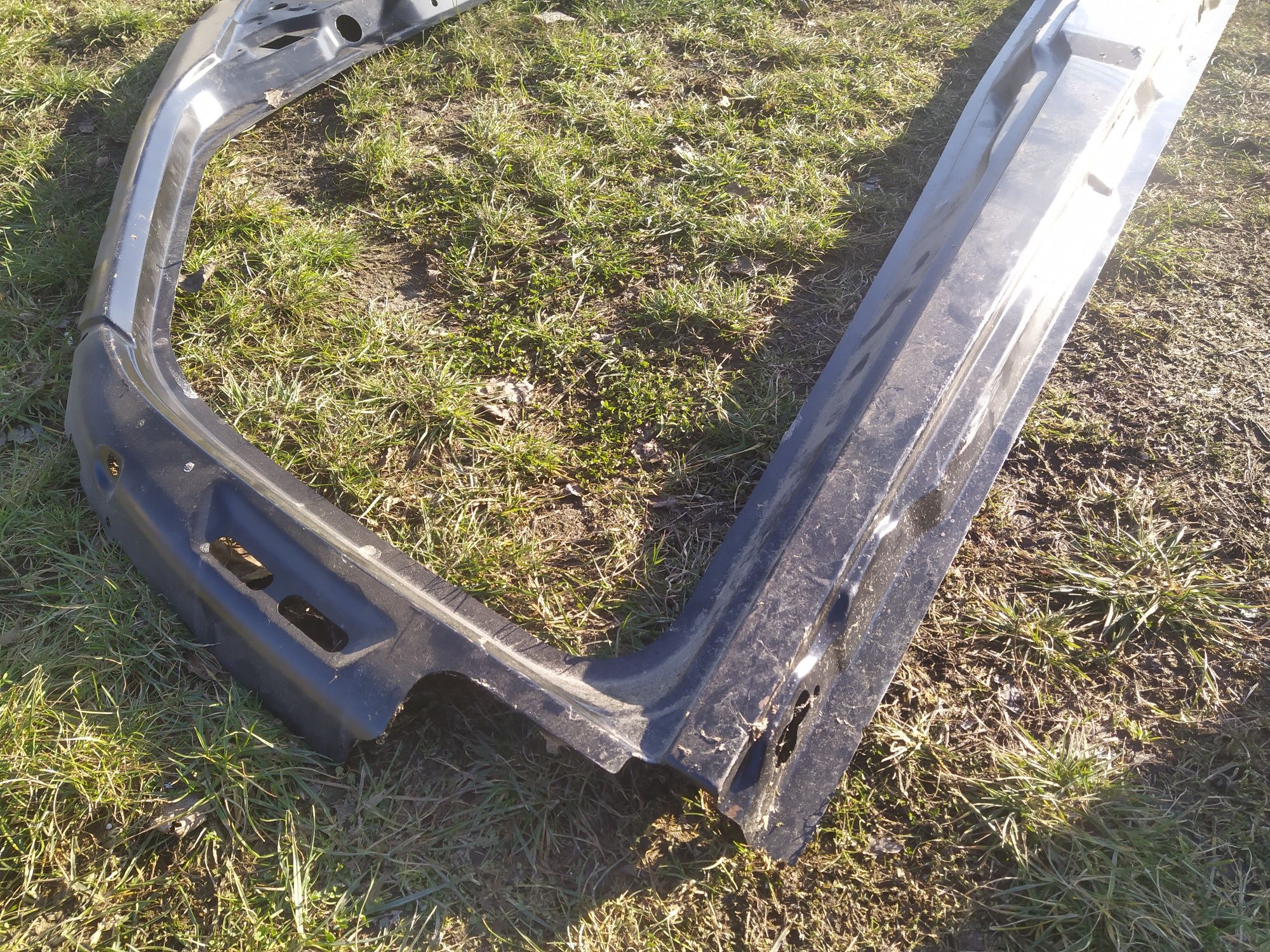 VW Crafter I 06-16 2E1 poszycie prawe słupka progu próg prawy blaszak