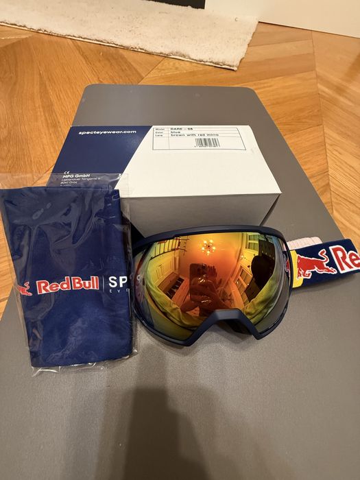 Gogle narciarskie red bull