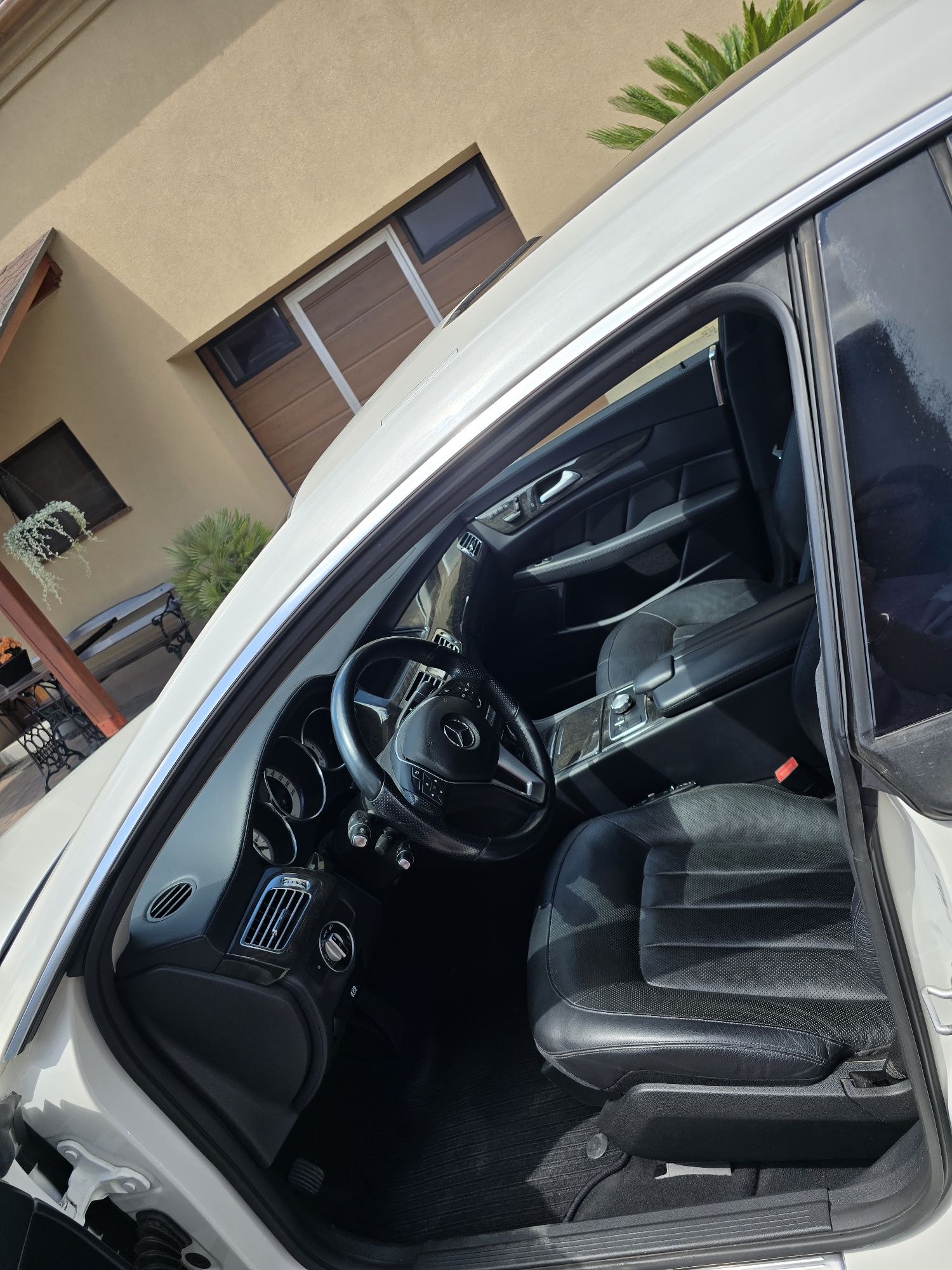 Mercesdes - Benz - CLS 350 cdi 264 KM 7g-tronic 2014