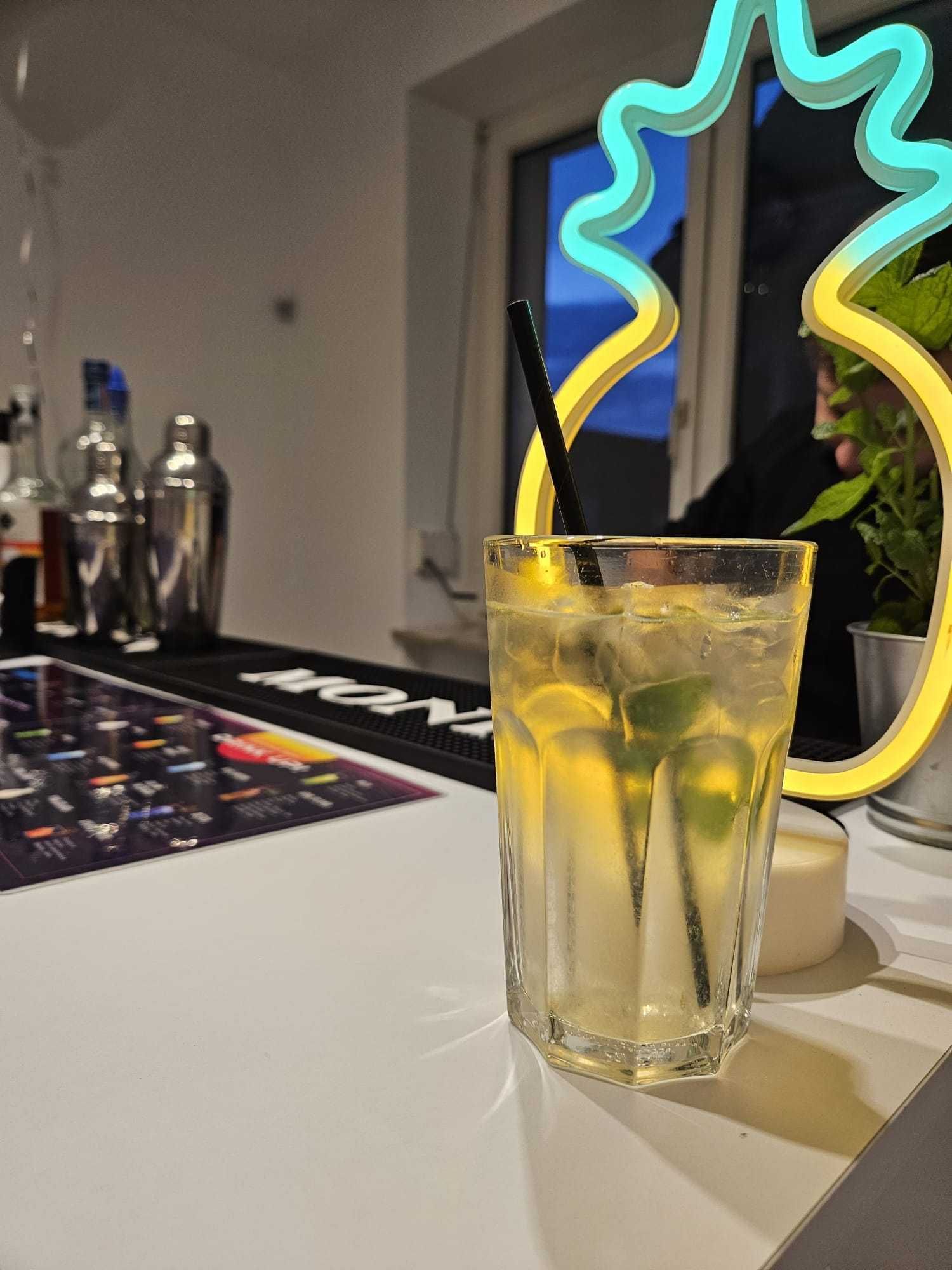 Barman na wesele mobilny Drink Bar pełen profesjonalizm