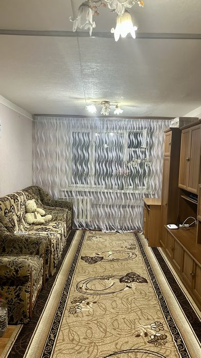 Продається кімната в гуртожитку - Святишинський р-н