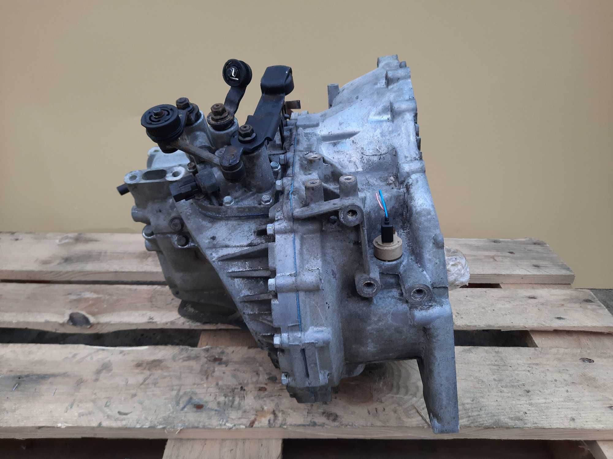 МКПП Коробка Передач 4x4 Hyundai Tucson 2.0crdi S714JE 75403