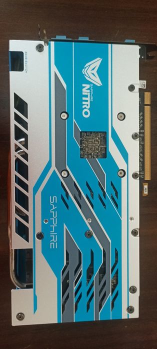 Gráfica Sapphire Nitro+ Radeon RX 580 8GB