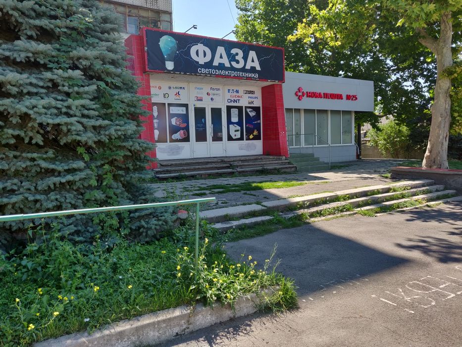 Помещение(СВЕТ ЕСТЬ ВСЕГДА) 100 кв. м. Шевч. мкр. р-н, ул. Красная, 3.