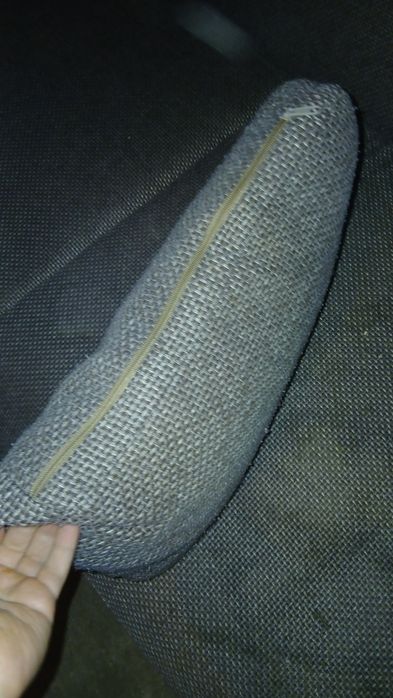 Продам срочно итальянский диван в идеальном состоянии с подушками