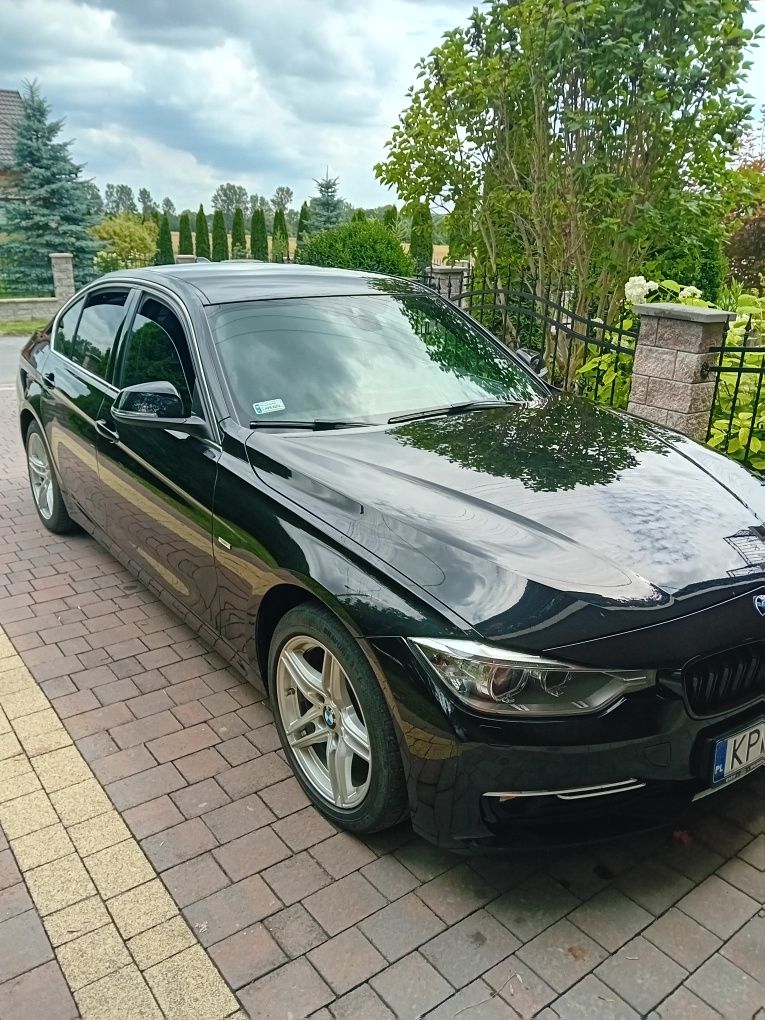 Sprzedam BMW SERI 3 F30