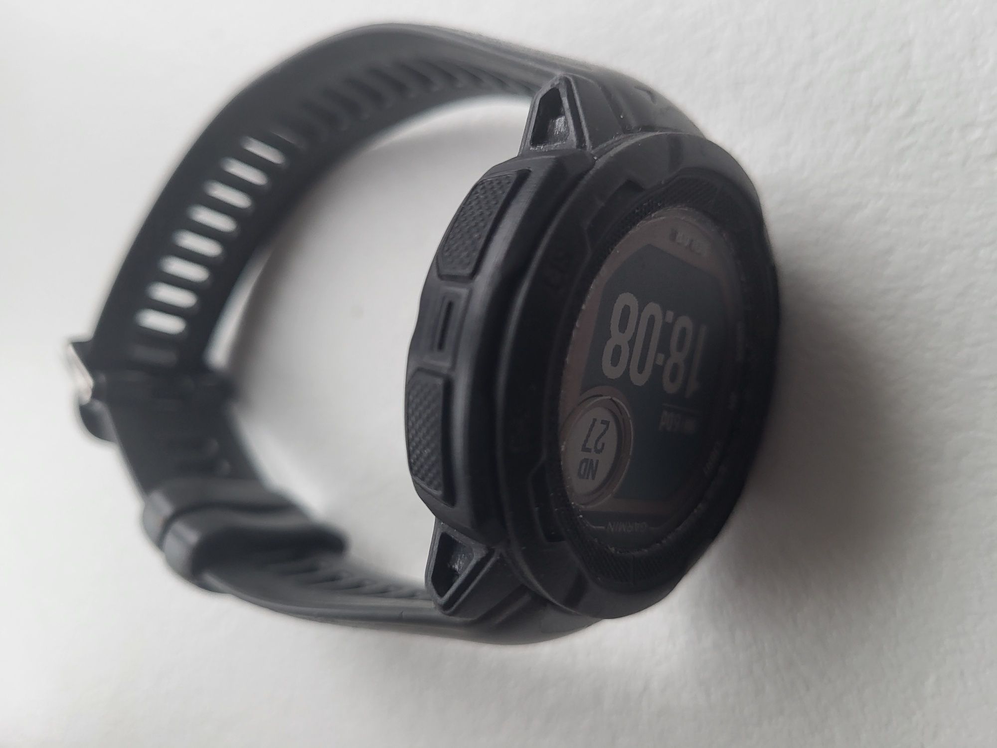 Garmin Instinct 2 Solar stan bdb