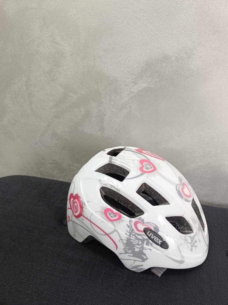 Kask Uvex dla dziewczynki