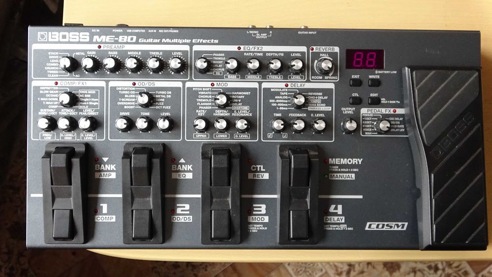 Multiefekt gitarowy BOSS ME-80