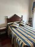 Mobília de quarto em madeira, completa (OPORTUNIDADE)