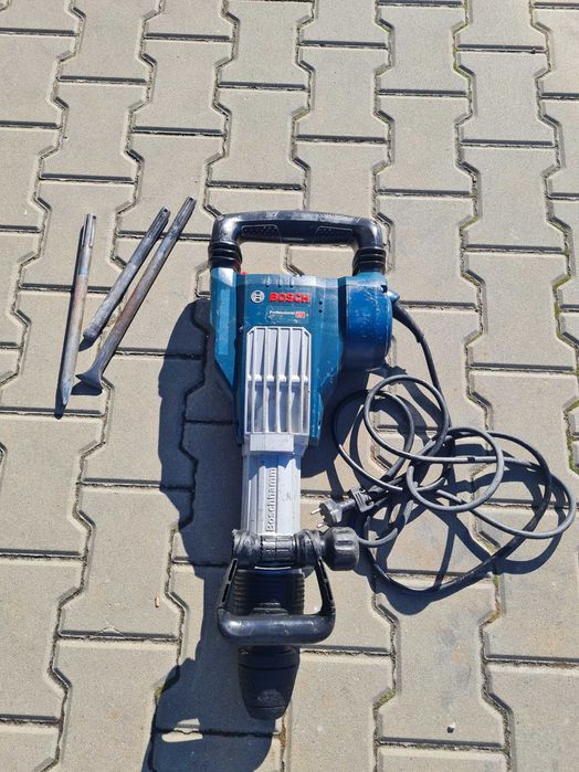Młot kujący Bosch GSH 11VC + groty
