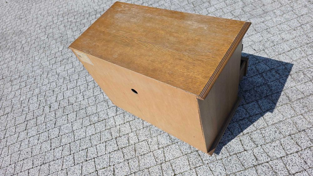 Szafka pod telewizor dębowa ciężka