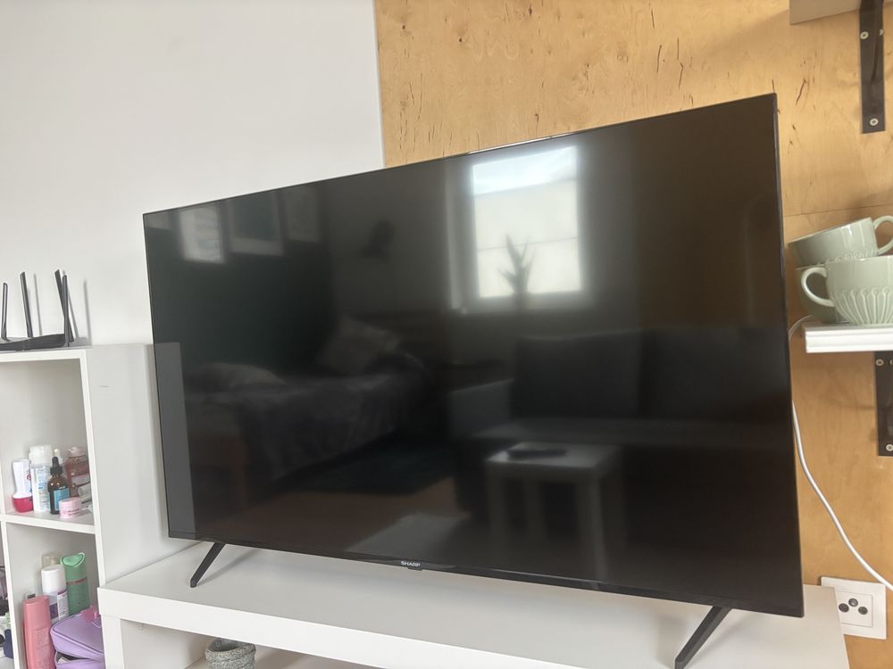 Telewizor Sharp 52” Smart TV jak nowy!