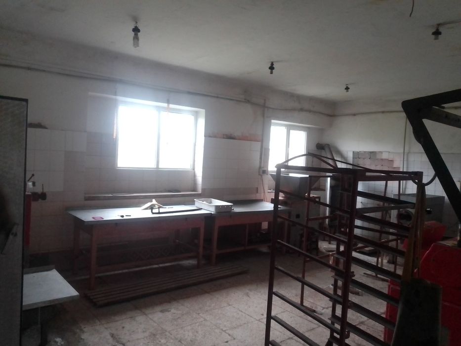 Продаж будівлі ковбасного цеху з складськими приміщеннями