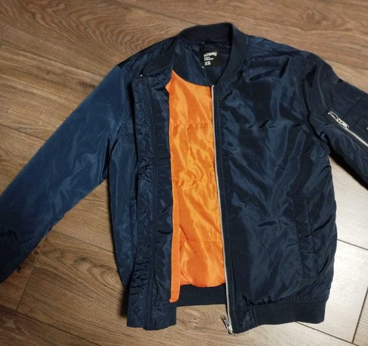 Чоловіча куртка бомбер