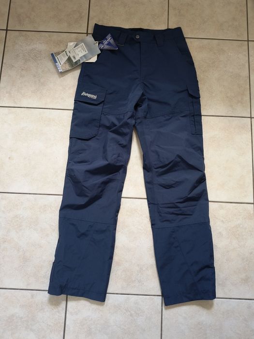 Nowe spodnie przeciwdeszczowe Bergans XS damskie Dermizax góry narty