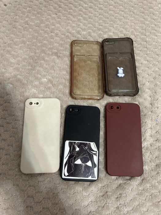 5 чохлів на айфон SE2